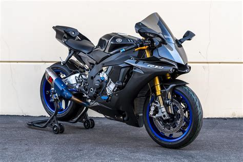 r1 motorcycles for sale|yamaha r1 price in dollar.